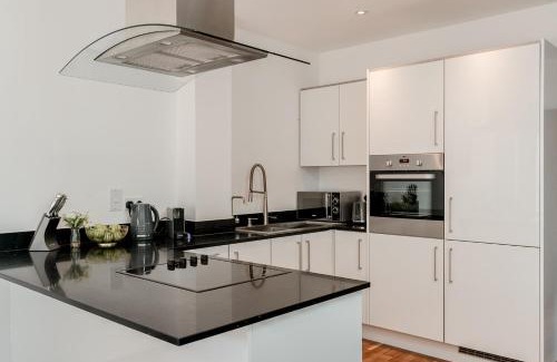 Cambridge Apartment | Tailored Stays - Flamsteed Duplex Apartment