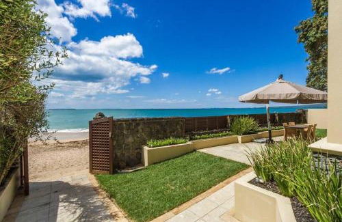 Takapuna Apartment | Takapuna Beachfront with Stunning Views