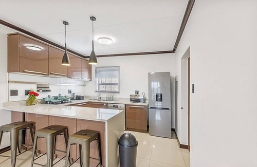 Greater Johannesburg Metropolitan Area Apartment | Take a break