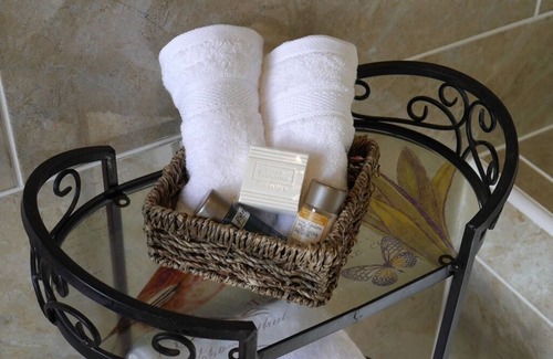 Nairn Bed & Breakfast | Tali Ayer