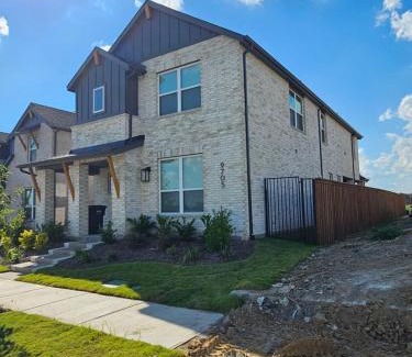 Forney House | Talia Heaven