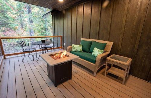 Leavenworth House | Tall Pines a cozy 1 bedroom Tiny Cabin