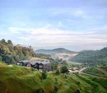 Kluang Resort | Talula Hill Farm Resort