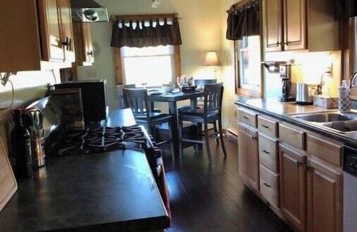 Lake Placid Cottage | Tamarack Cottage Welcomes You ! STR # 200283