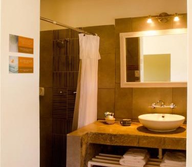 Lamud Hotel | Tambo Sapalanchan