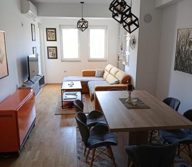 Bitola Apartment | Tangerine Dream Apartment