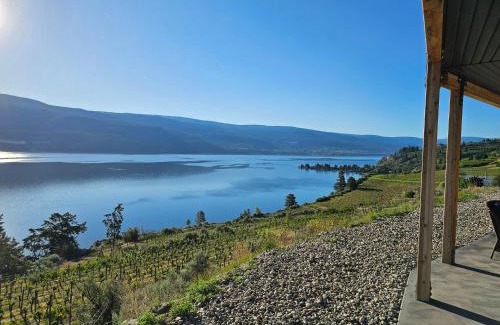 Okanagan-Similkameen House | Tangled Vines Lakeview Retreat