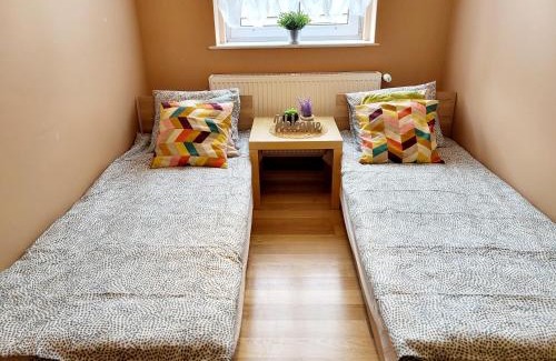 Grunwald House | Tanie spanie przy Targach Poznańskich - zameldowanie bezobsługowe-