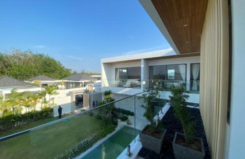 Bang Tao House | Tank Villa