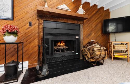 Nellysford House | Tanners Ridge 37 with Wintergreen Advantage