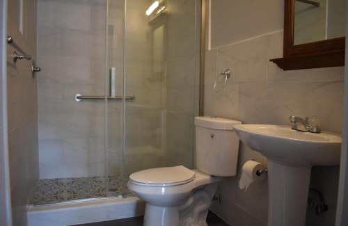 Tannersville Hotel | Tannersville Village Room 1