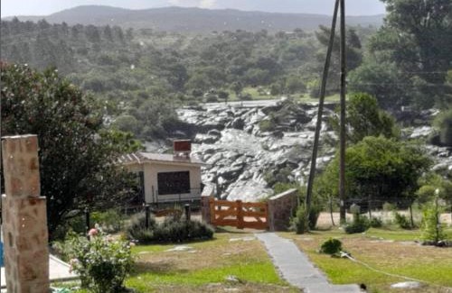 Villa Flor Serrana Ski Chalet | Tanti - Cabañas La Colina