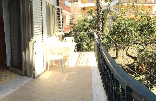 Sant'Alessio Siculo Apartment | Taormina large apartment on the sea