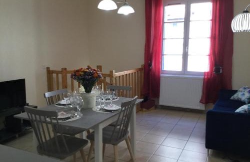 Cahors Old Town Apartment | Tapis vert 2