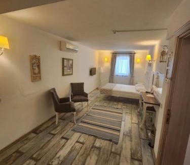 Tokoglu Hotel | Tarçın Alaçatı Otel