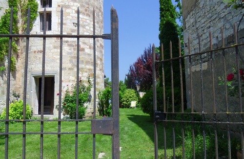 Aiguelèze House | TARN, NEAR CORDES SUR CIEL LA PETITE MAISON DU CHATEAU DE CAMPAGNAC