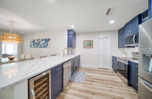 Redington Beach Condo | Tarpon Sky Lounge Luxury Beachfront Penthouse in Redington Beach FL