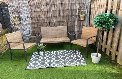 Tarporley Cottage | Tarporley Holiday Cottage - 5 bedroom house in the heart of Cheshire!