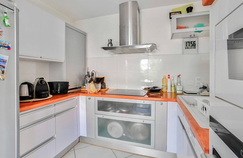 Alco House | Tasteful, quietly located vacation home with private outdoor pool.