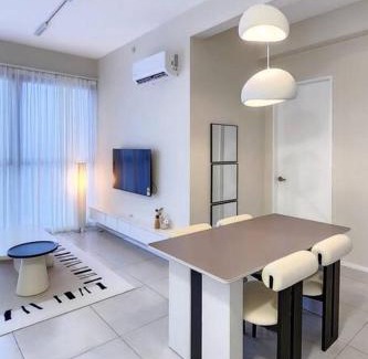 George Town Apartment | Tatami with HomeCinema, 9pax, Urban Suites by PG Home