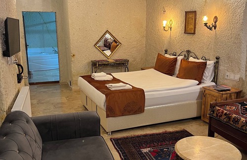 Ortahisar Bed & Breakfast | TATLI KAYA OTEL