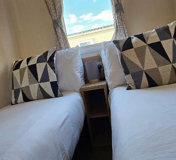 Dogdyke Other | Tattershall lakes breaks Swan view