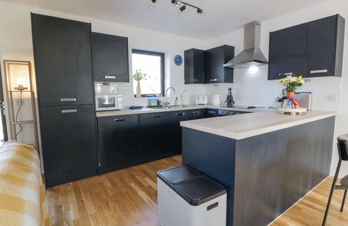 Aberfeldy Cottage | TAY VIEW, pet friendly in Aberfeldy