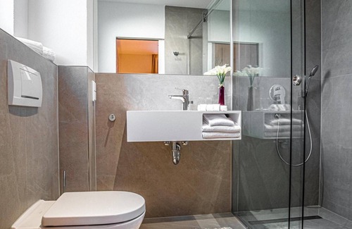 Landstuhl Hotel | TDY Homes Hotel Schattner