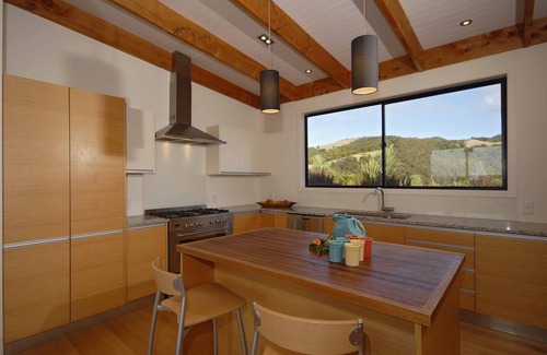 Taiharuru Villa | Te Kahu - Outstanding pacific views and privacy