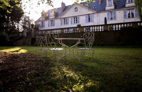 Fondettes House | TEA&CHILL - Le Chateau des Tourelles - heated pool, tree houses