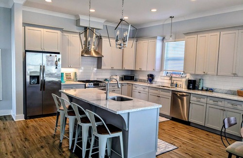 Mississippi City House | *Tegarden Cottage at Gulfport Beach* Walk/Beach