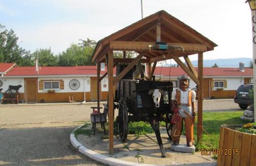 Vernon Hotel | Tel-A-Friend Motel