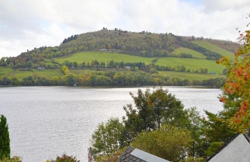 East Lewiston House | Temple House West