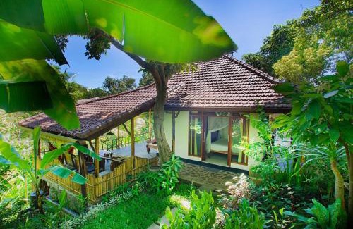 Banjartegehe Villa | Temple Retreat Rumah Cantik