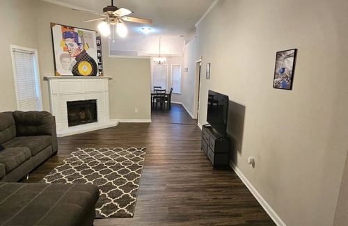 Walnut Grove House | Tennessee Blue Note House.