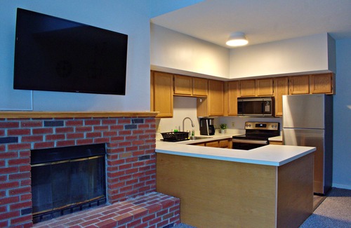 Plymouth Condo | Tenney Mountain Getaway - Ski In/Ski Out; Lake, Hiking Trails, PSU Nearby!