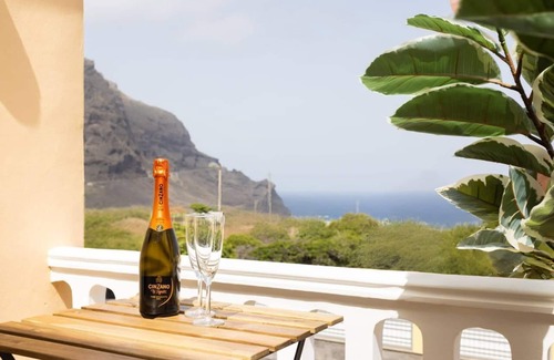 Buenavista del Norte Ski Chalet | Tenohomes Ocean light retreat