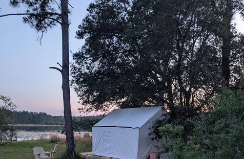 Edgar RV Rental | Tentrr Signature Site - Wind in the Pines North Florida Lake Retreat