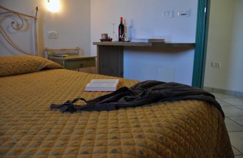 Castellina Marittima Hotel | Tenuta La Lupa