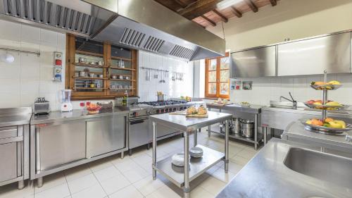 Valfabbrica Villa | TENUTA MONTIEPOLI 12&3, Emma Villas