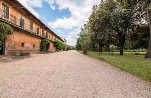 Borghesiana Apartment | Tenuta Pantano Borghese - Tiberio Apartment