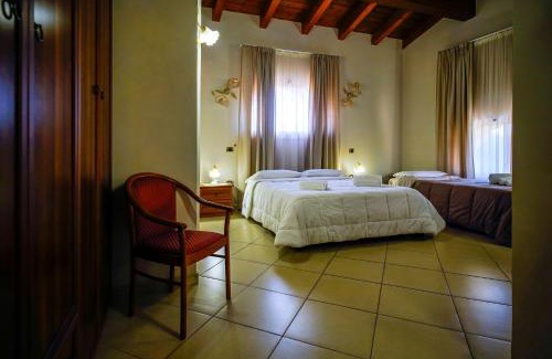 Rossano Bed & Breakfast | Tenuta Un Posto Al Sole Luxury B&B