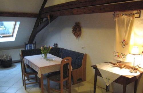 Morscheid-Riedenburg Apartment | Terrace Apartment by the Zoo