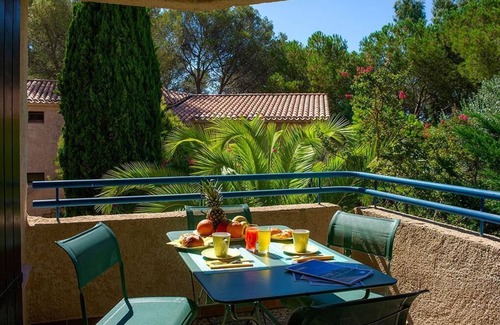 Boulouris-sur-Mer Apartment | Terrace, balcony, 25-24m², Saint-Raphael