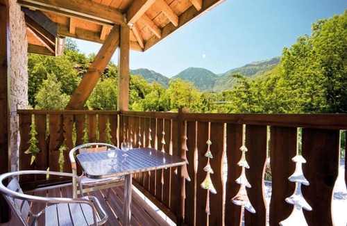 Ax-les-Thermes Apartment | Terrace, balcony, parking, tv, ski locker, 30m², Ax-Les-Thermes