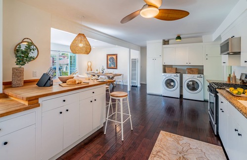 Eastside House | Terrace Retreat - California Charm on the Riviera