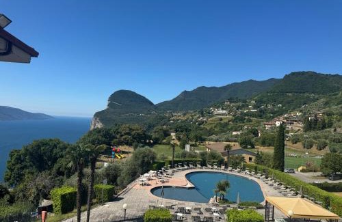 Pieve Hotel | Terrazza del Brivido, Hotel Paradiso