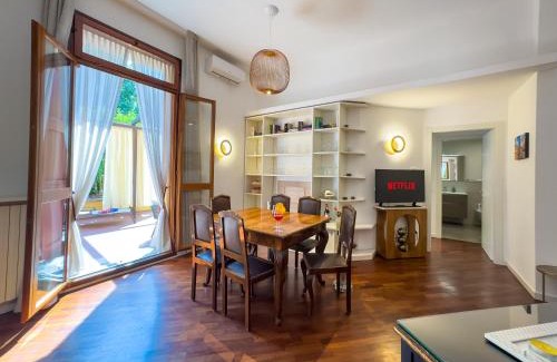 Santo Stefano Apartment | Terrazza Mazzini 53 - Jacuzzi & Parking