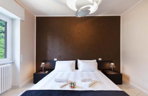 Lecco Apartment | TERRAZZA SUL LAGO - Open Space e Netflix