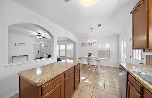 Tomball House | Terrific 3-bedroom house with Central AC in Tomball TX